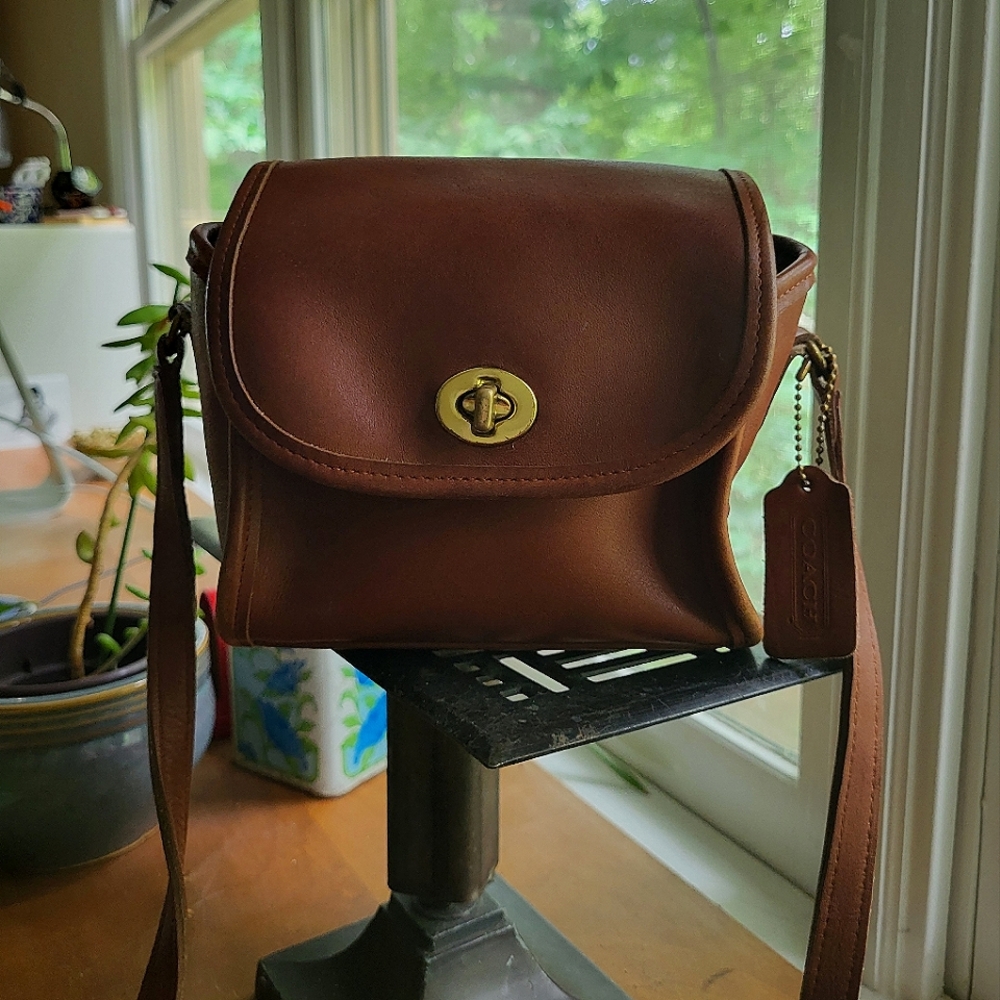 Vintage Coach Emmie Bag